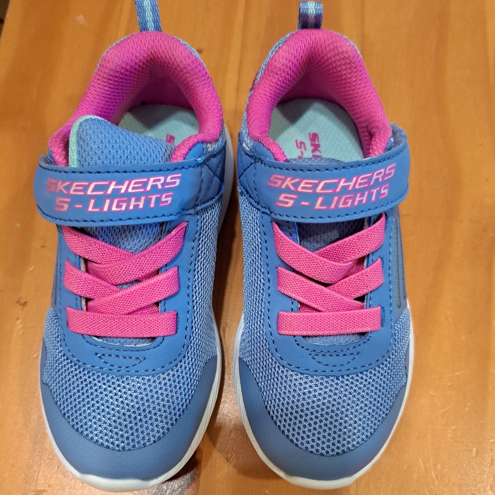 Skechers girls sneakers